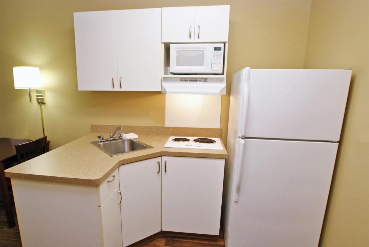 Extended Stay America Suites - Savannah - Midtown Екстер'єр фото
