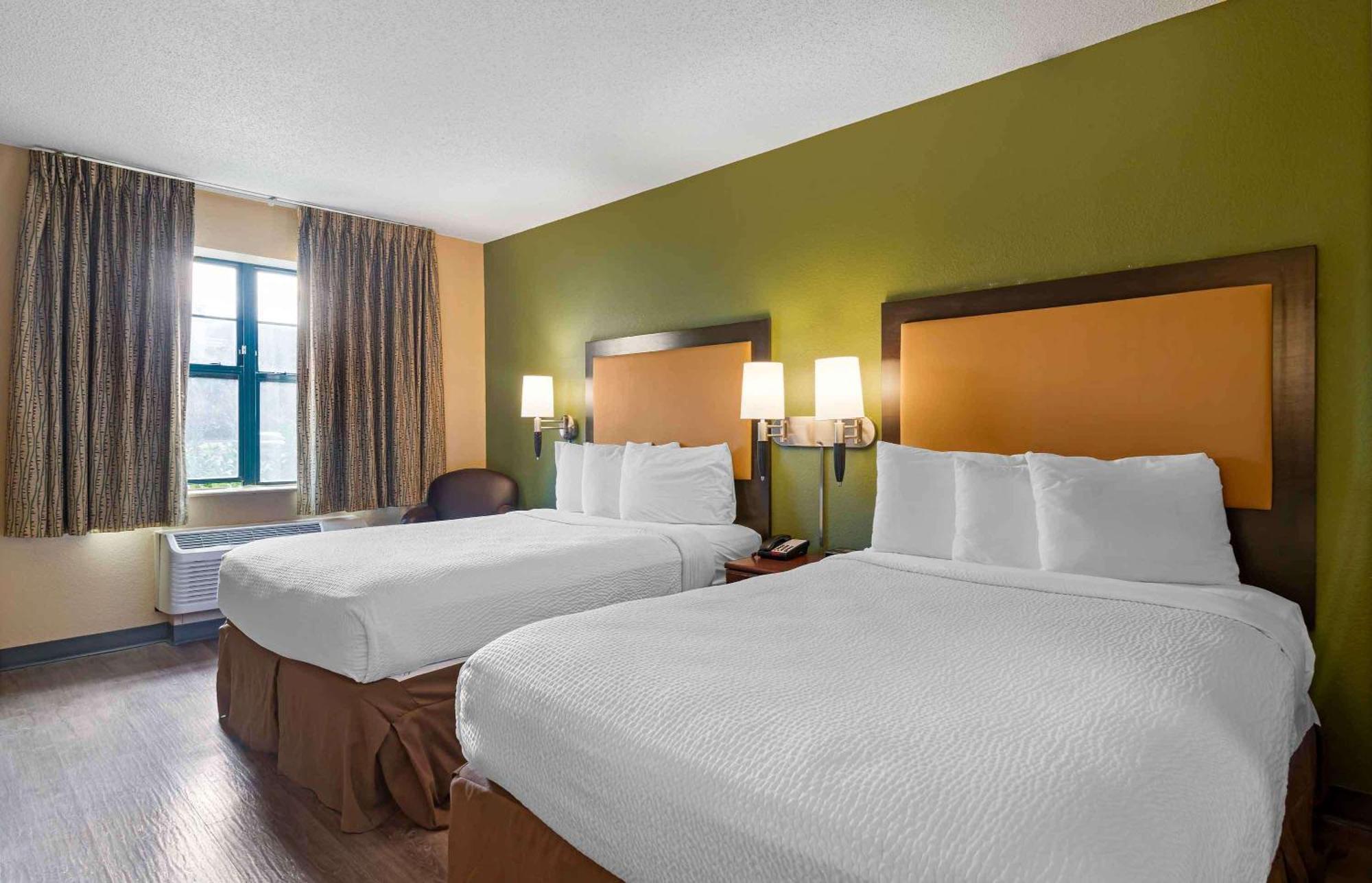 Extended Stay America Suites - Savannah - Midtown Екстер'єр фото