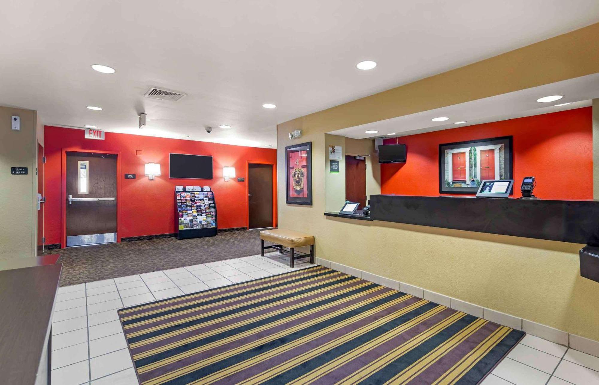 Extended Stay America Suites - Savannah - Midtown Екстер'єр фото