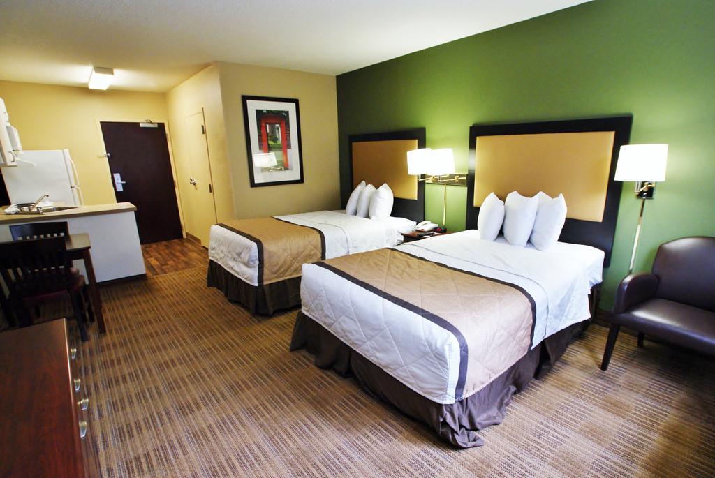 Extended Stay America Suites - Savannah - Midtown Екстер'єр фото
