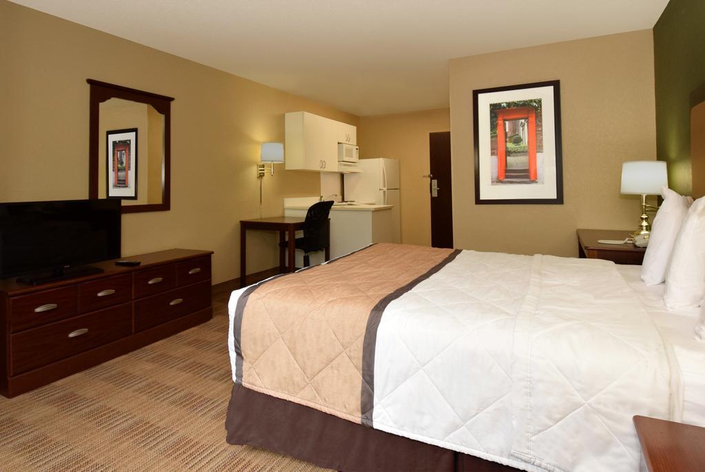Extended Stay America Suites - Savannah - Midtown Екстер'єр фото