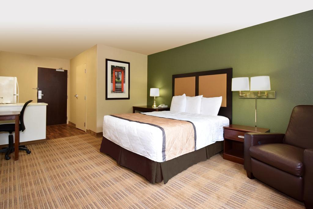 Extended Stay America Suites - Savannah - Midtown Екстер'єр фото