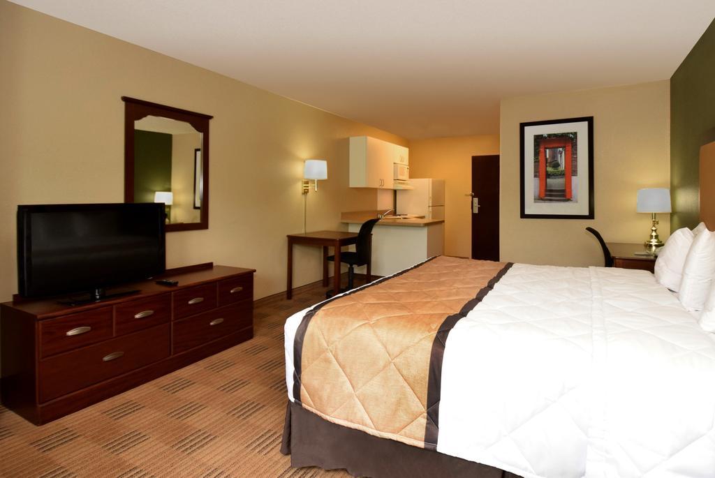 Extended Stay America Suites - Savannah - Midtown Екстер'єр фото