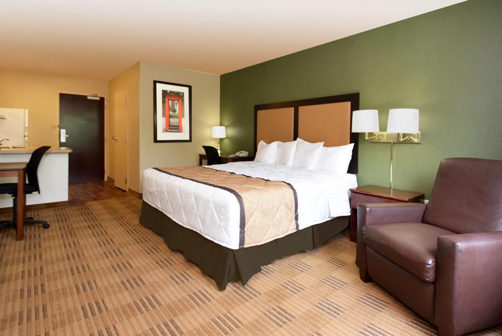 Extended Stay America Suites - Savannah - Midtown Екстер'єр фото